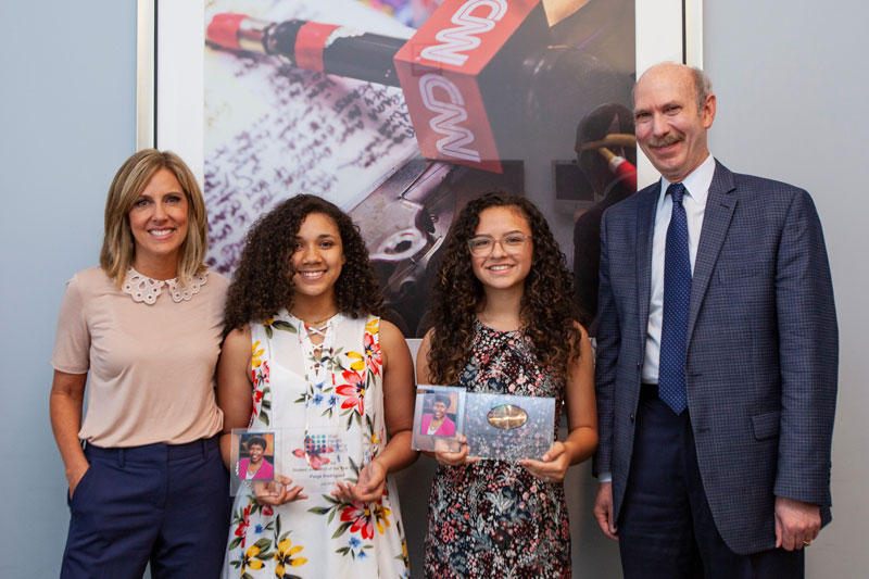 Paige Rodriguez (center left) and Sophia Fiallo (center right) are this year’s Gwen Ifill Student Journalist of the Year Award honorees. They were joined at the awards luncheon by CNN’s Alisyn Camerota (left) and NLP’s Alan C. Miller (right).